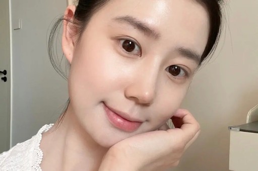 亲手送吴亦凡进监狱5年后法院出手都美竹迎噩耗饭碗恐不保