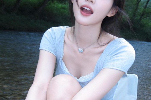 黄一鸣新男友首次露脸秀恩爱闪闪长得超像他回应与闺蜜的矛盾
