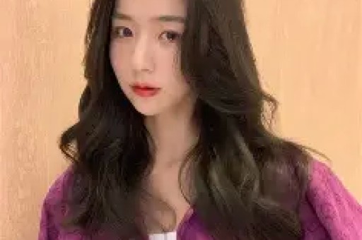 张艺谋也没想到养了27年的陈婷竟会亲手摘掉张艺谋妻子的认证