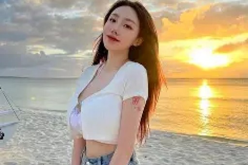 迪丽热巴陈飞宇被曝恋情后再添更多新证男方妈妈态度暧昧