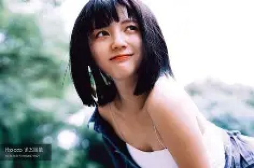 玩山姆托举梗妈妈被禁言30天前脚道歉后脚带货